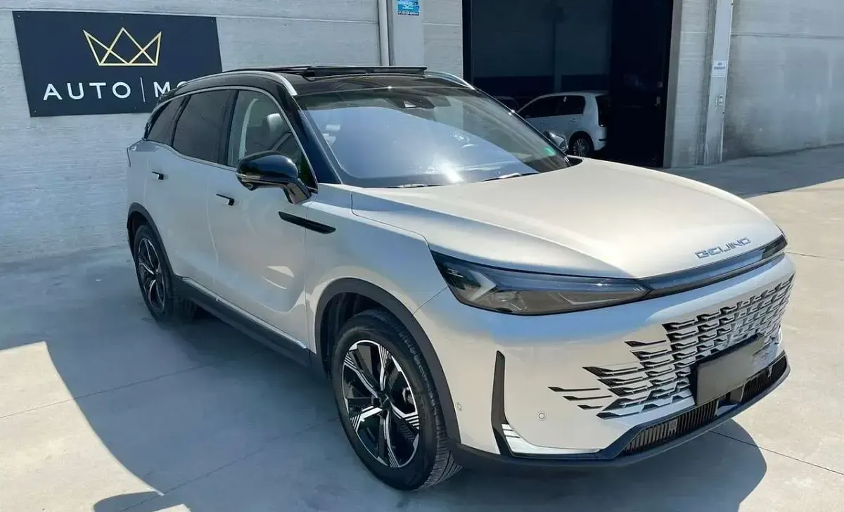 Usata Baic X75 177 CV (130 kW) 2024 Grigio SUV