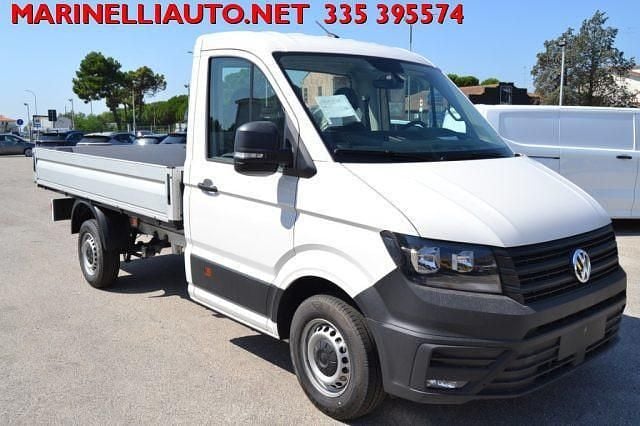 Usata VW Crafter Business 140 CV (102 kW) 2024 Bianco pastello Furgone
