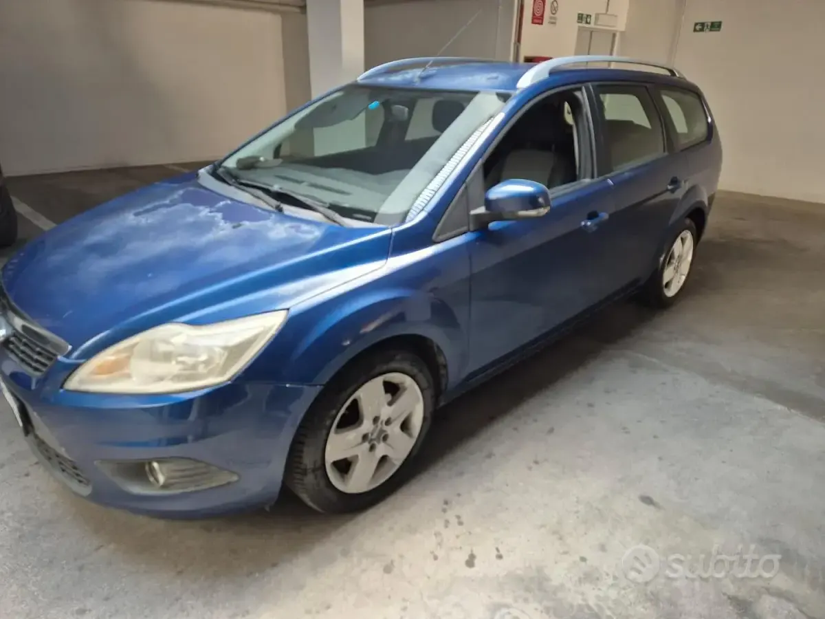 Usata Ford Focus 145 CV (106 kW) 2009 Blu Station wagon