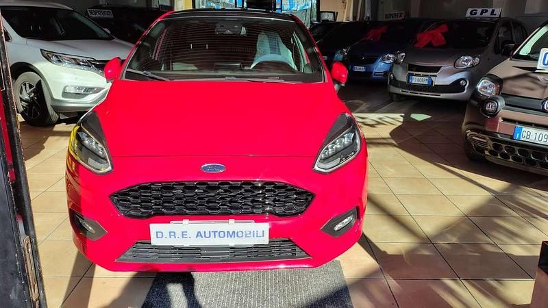 Usata Ford Fiesta ST-Line 125 CV (91 kW) 2018 Rosso Utilitaria