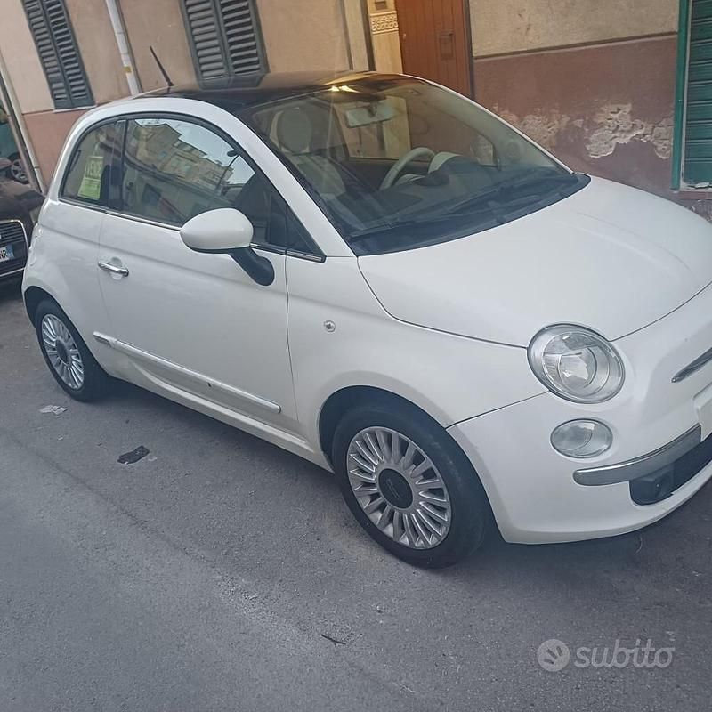 Usata Fiat 500 85 CV (62 kW) 2011 Bianco Utilitaria