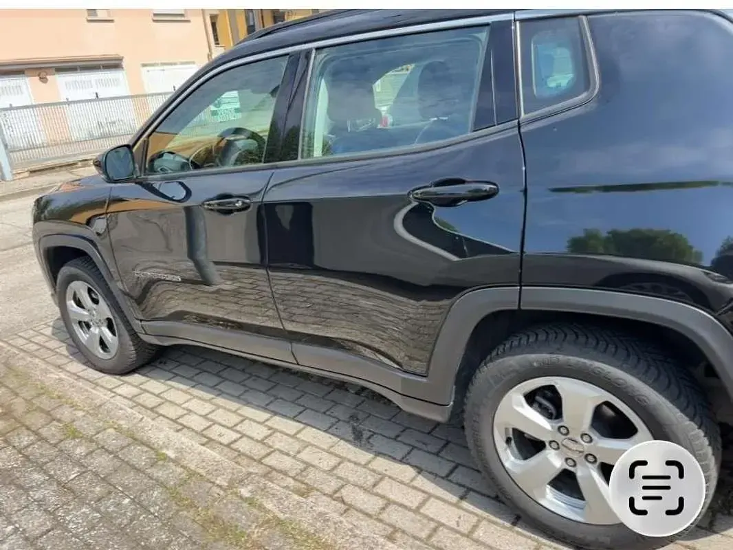 Usata Jeep Compass Limited 140 CV (102 kW) 2018 Nero SUV