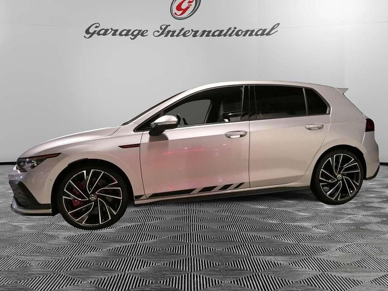 Usata VW Golf VIII GTI 300 CV (220 kW) 2022 Argento Utilitaria
