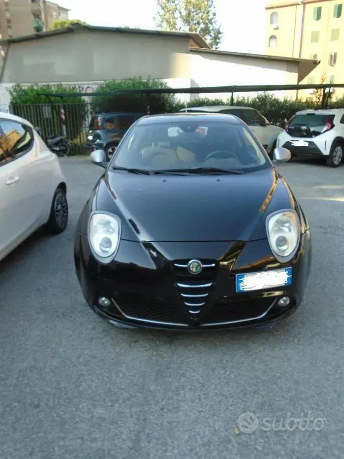 Usata Alfa Romeo MiTo 94 CV (69 kW) 2012 Nero Utilitaria