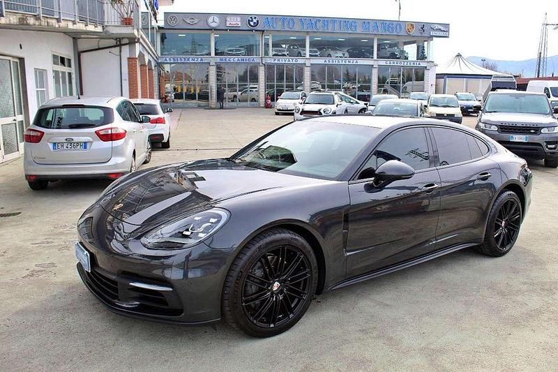Grigio Usata 2017 Porsche Panamera 4S Tre volumi | 62.500 € (Molto cara) - Immagine 1/4