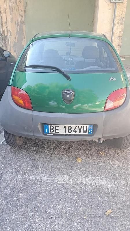 Usata Ford Ka 60 CV (44 kW) 1999 Verde Utilitaria