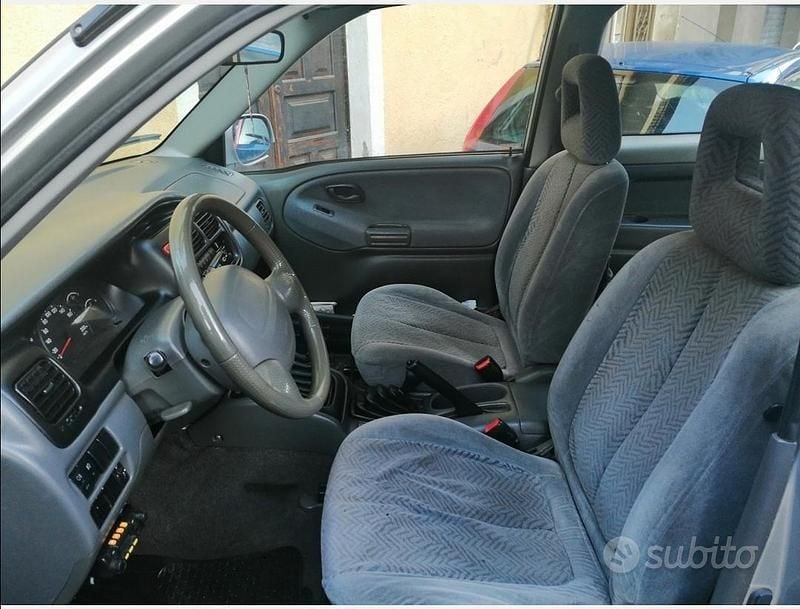 Usata Suzuki Grand Vitara 2002 SUV