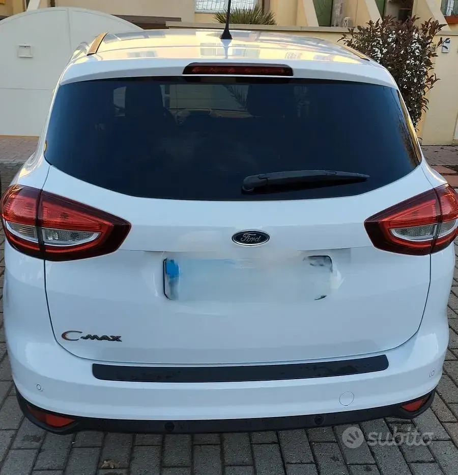 Usata Ford C-MAX 120 CV (88 kW) 2016 Bianco Monovolume