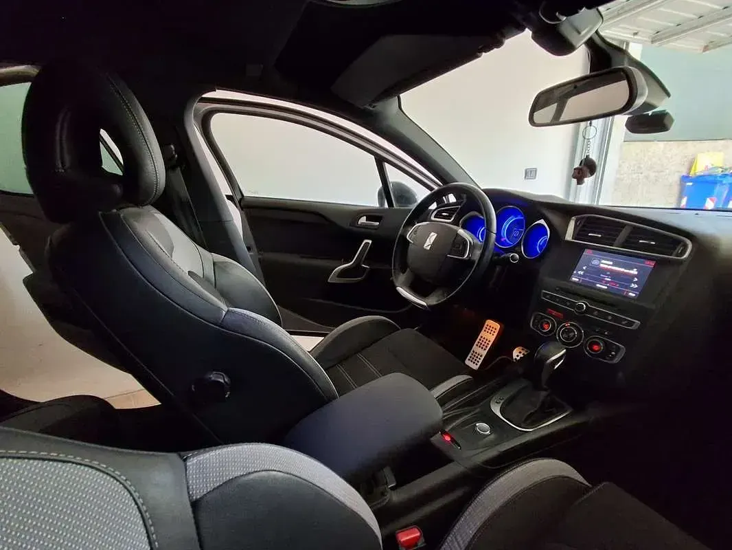 Usata DS Automobiles DS4 Crossback Sport Chic 120 CV (88 kW) 2016 Grigio SUV