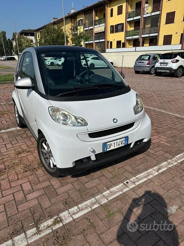 Usata Smart ForTwo Coupé 61 CV (44 kW) 2008 Bianco Coupé