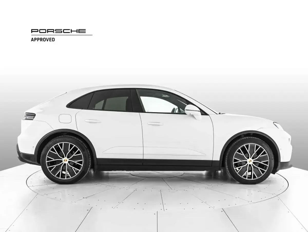 Usata Porsche Macan 163 CV (119 kW) 2025 Bianco SUV