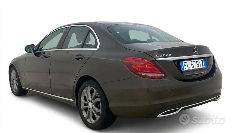 Usata Mercedes C200 136 CV (100 kW) 2017 Marrone Berlina