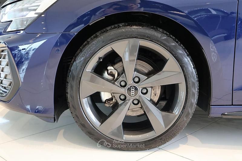 Usata Audi A3 S-Line 150 CV (110 kW) 2025 Blu navarra met Berlina