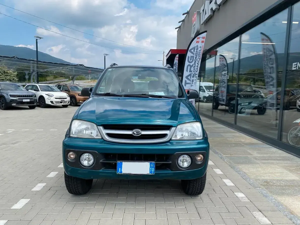 Usata Daihatsu Terios 85 CV (62 kW) 2001 Nero SUV