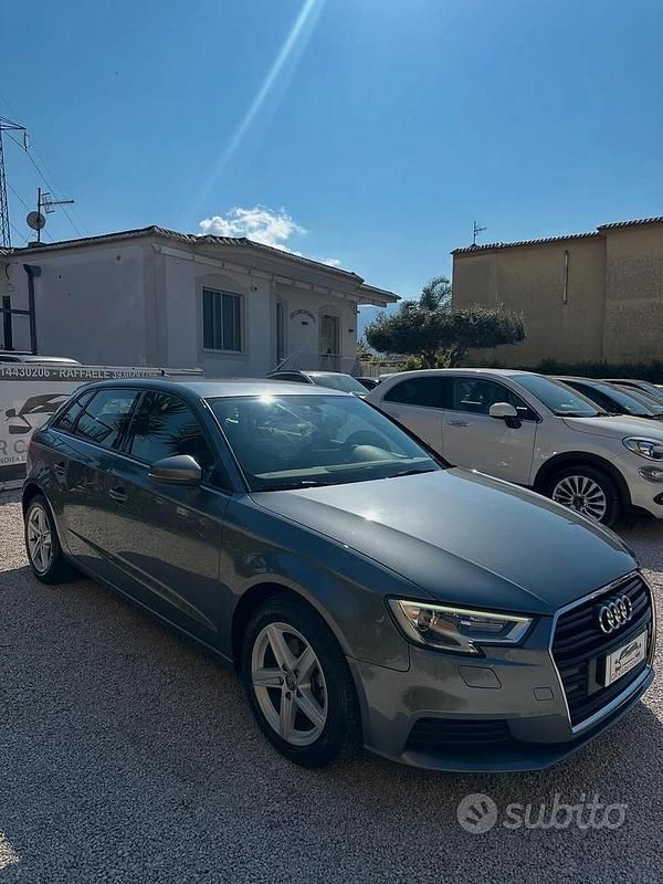 Usata Audi A3 116 CV (85 kW) 2018 Grigio Berlina