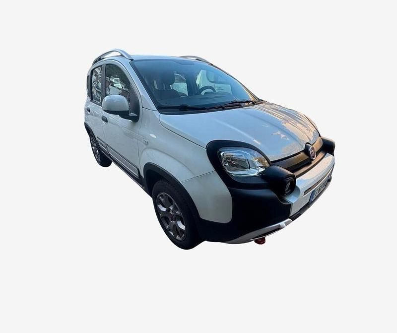 Bianco Usata 2015 Fiat Panda Cross Cross Due volumi | 12.500 € (Cara) - Immagine 1/4