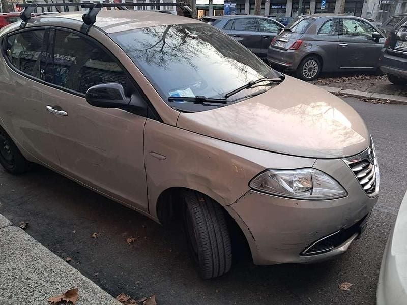 Gebraucht Lancia Ypsilon Gold 69 PS (50 kW) 2015 Kleinwagen