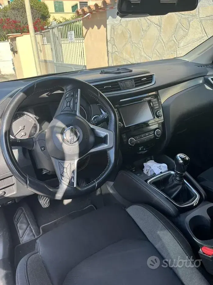 Usata Nissan Qashqai 116 CV (85 kW) 2018 Grigio SUV