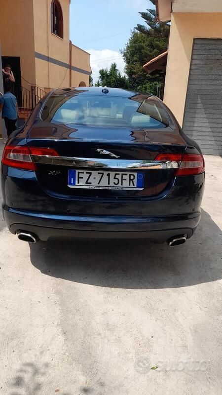 Usata Jaguar XF 2009 Blu Berlina