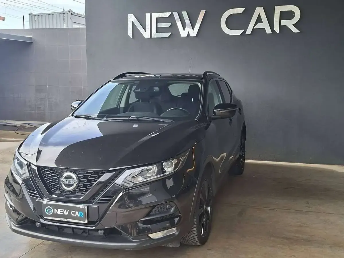 Usata Nissan Qashqai N-Connecta 116 CV (85 kW) 2020 Nero SUV