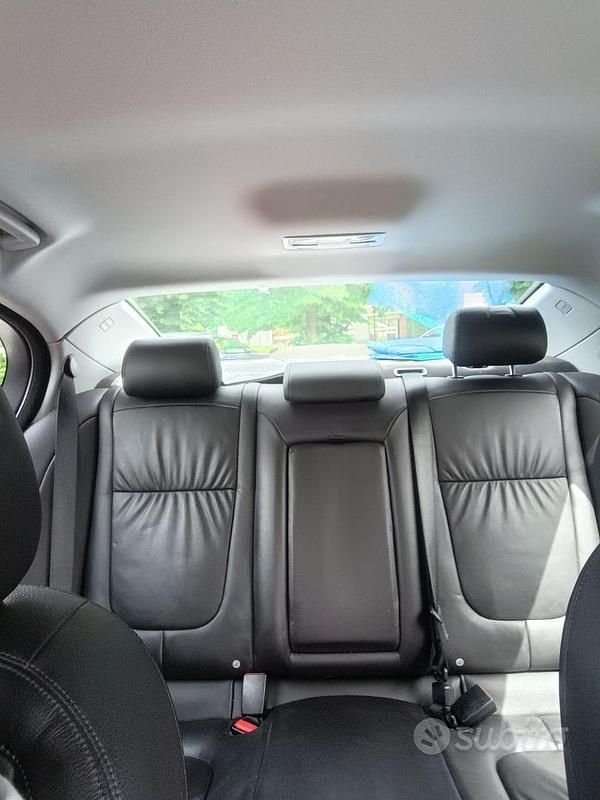 Usata Jaguar XF 240 CV (176 kW) 2011 Bianco Berlina