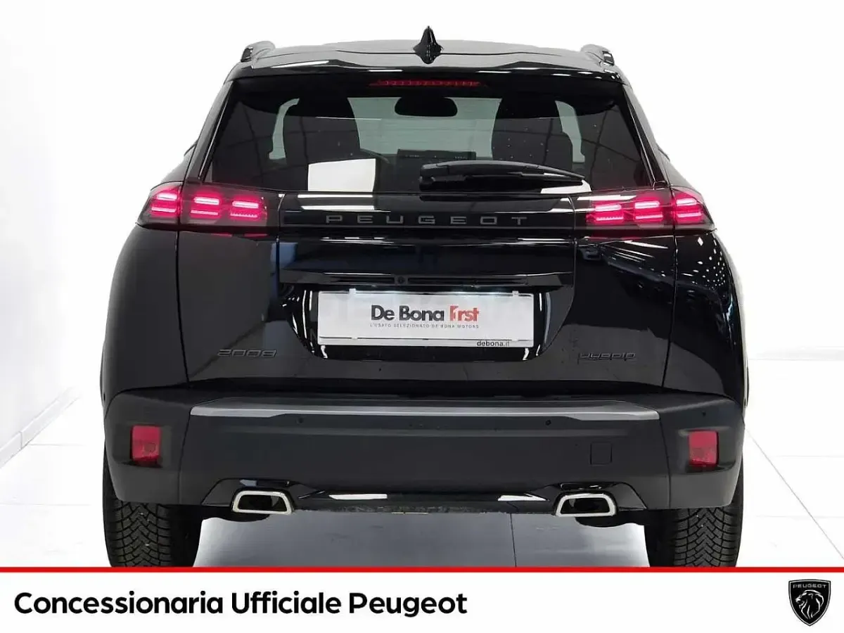 Brugt Peugeot 2008 Allure 145 HK (106 kW) 2025 Sort SUV