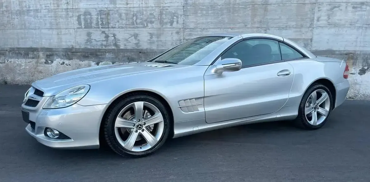 Usata Mercedes SL350 315 CV (231 kW) 2008 Argento Cabrio