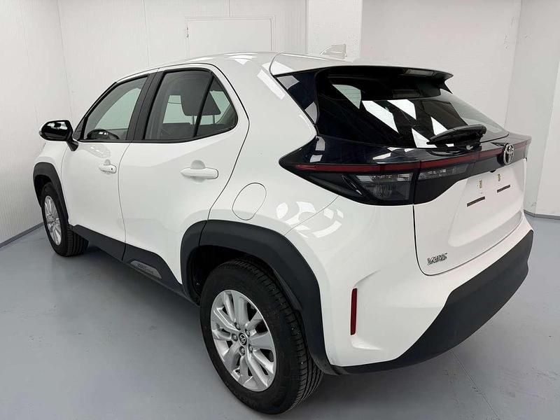 Usata Toyota Yaris Cross 125 CV (91 kW) 2023 Super white SUV