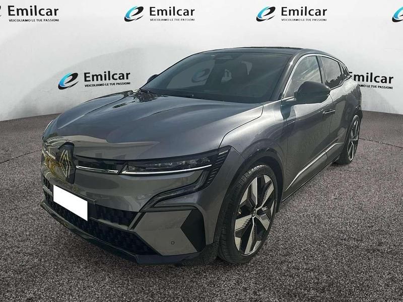 Grigio scuro Usata 2023 Renault Megane E-Tech Techno SUV | 26.600 € - Immagine 1/4