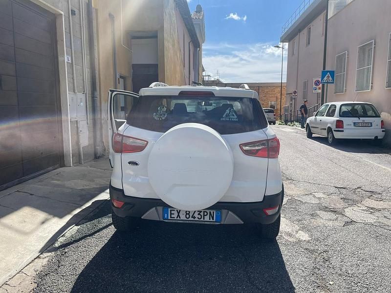 Usata 2014 Ford Ecosport Titanium SUV | 7500 € (Buon prezzo) - Immagine 1/4