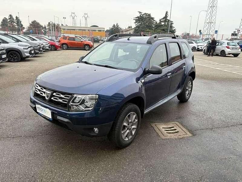 Blu/azzurro Usata 2016 Dacia Duster Lauréate SUV | 8990 € (Buon prezzo) - Immagine 1/4