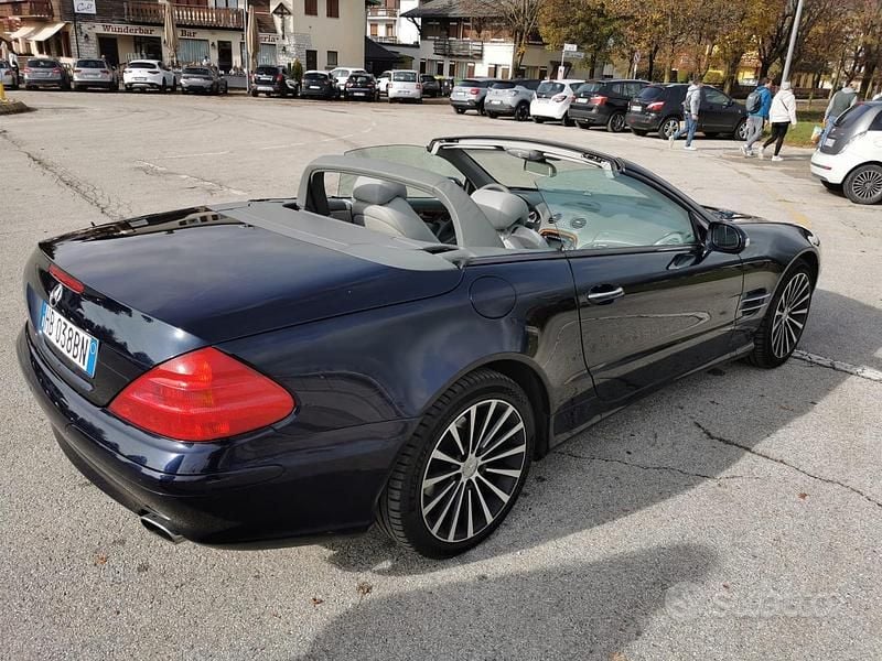 Usata Mercedes SL350 2004 Blu Cabrio