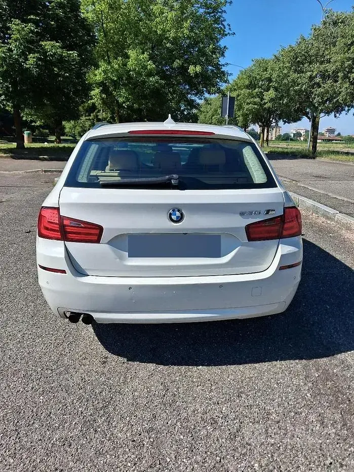 Usata BMW 530 258 CV (189 kW) 2011 Bianco Station wagon
