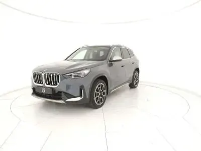 Usata BMW X1 xLine 150 CV (110 kW) 2023 Storm bay metallizzato SUV