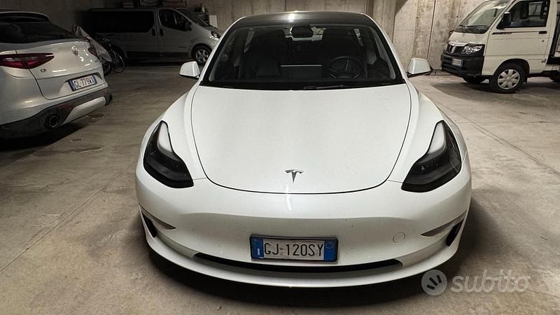 Usata Tesla Model 3 345 kW (470 CV) 2022 Bianco Berlina