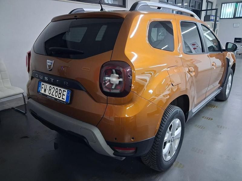 Usata Dacia Duster Prestige 115 CV (84 kW) 2019 Arancione Station wagon