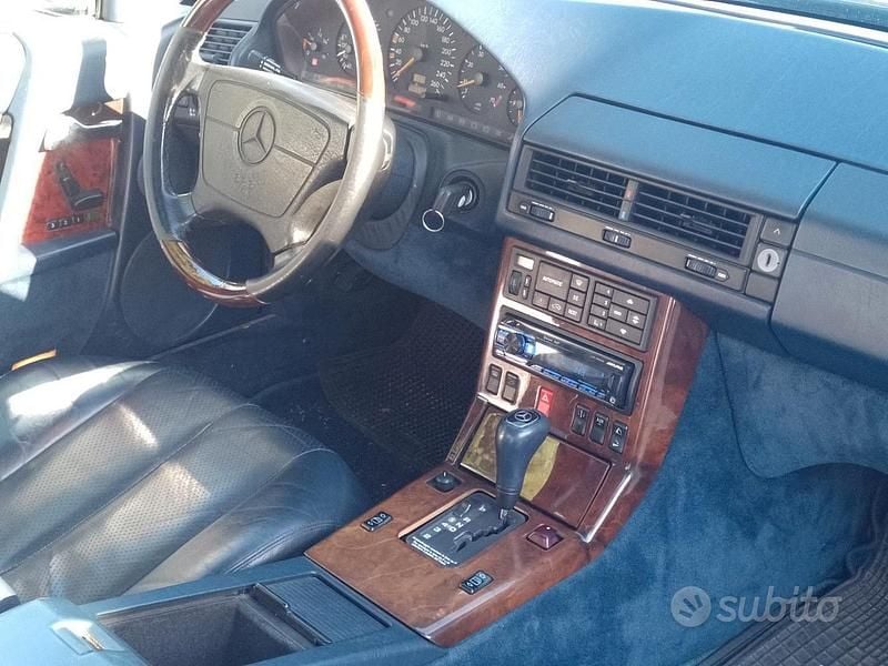 Usata Mercedes SL320 231 CV (169 kW) 1995 Blu Cabrio