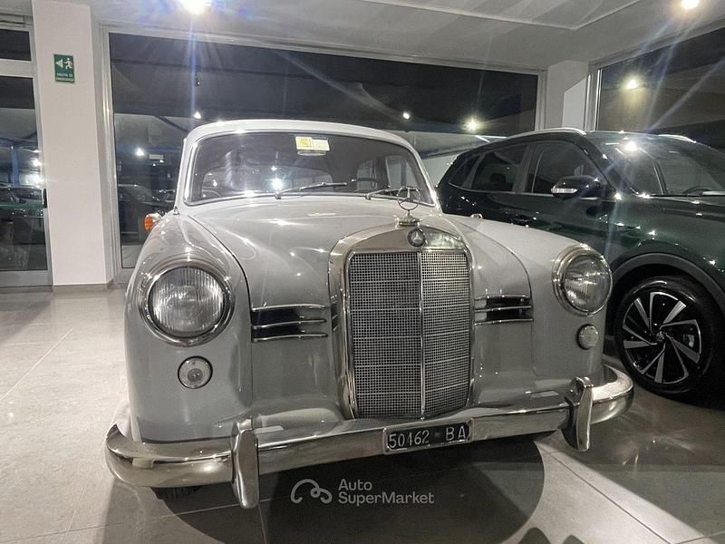 Gray Usata 1958 Mercedes 180 Tre volumi | 36.000 € - Immagine 1/4