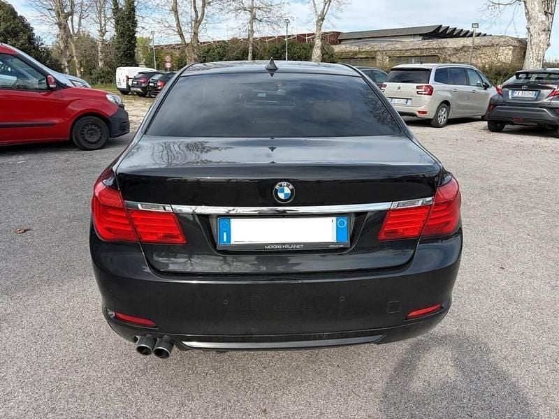 Begagnad BMW 730 245 HK (180 kW) 2012 Svart Sedan