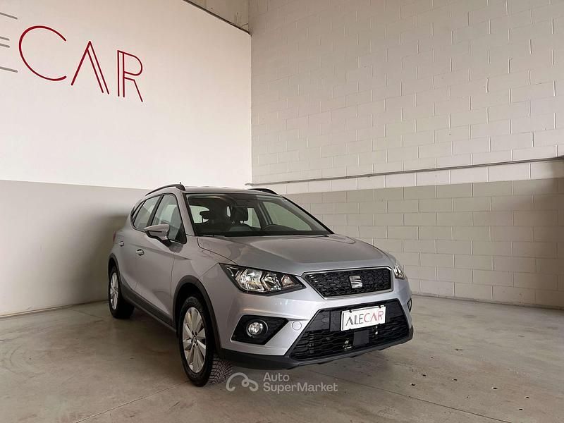 Usata Seat Arona Style 90 CV (66 kW) 2020 Argento SUV