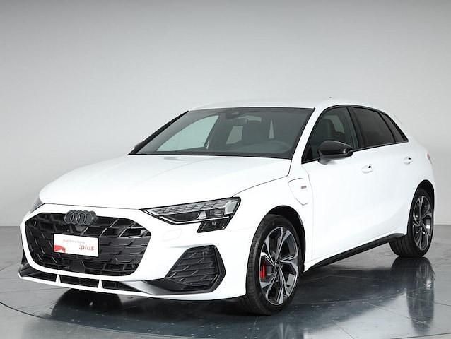 Nuova Audi A3 S-Line 272 CV (200 kW) 2025 Bianco arkona Berlina