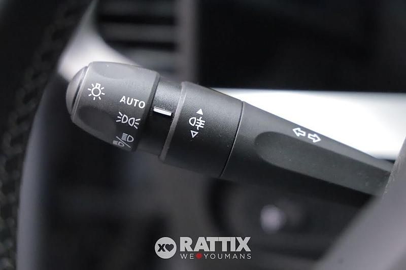 Usata Opel Mokka S 131 CV (96 kW) 2025 Kontrast grey SUV