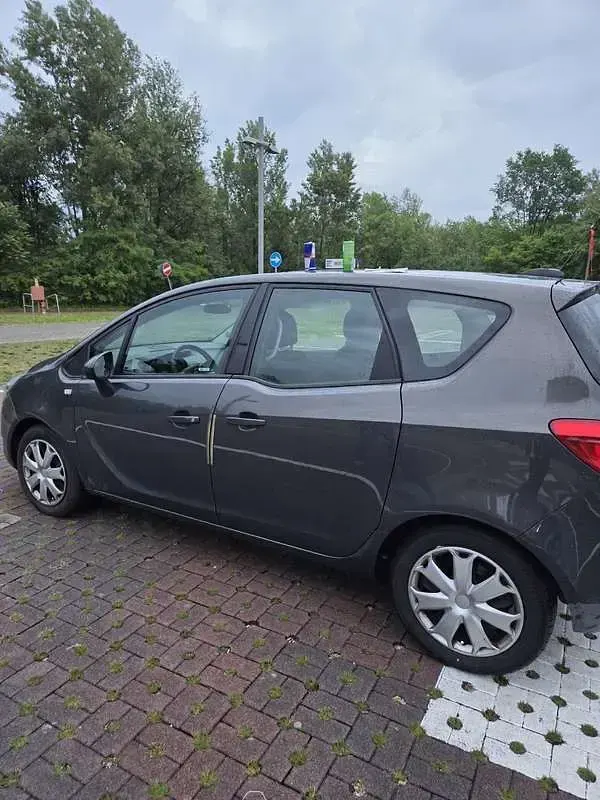 Usata Opel Meriva Innovation 95 CV (69 kW) 2017 Monovolume