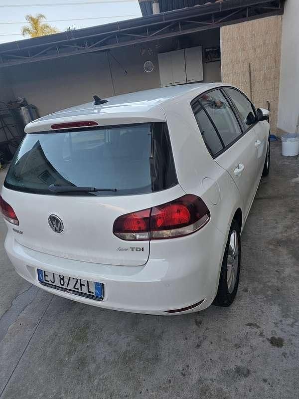 Usata VW Golf VI Highline 105 CV (77 kW) 2011 Utilitaria