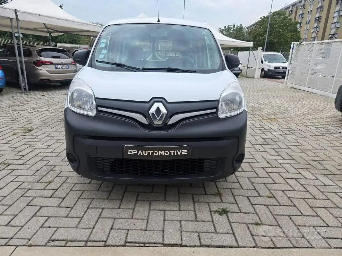 Usata Renault Kangoo 116 CV (85 kW) 2020 Bianco Monovolume