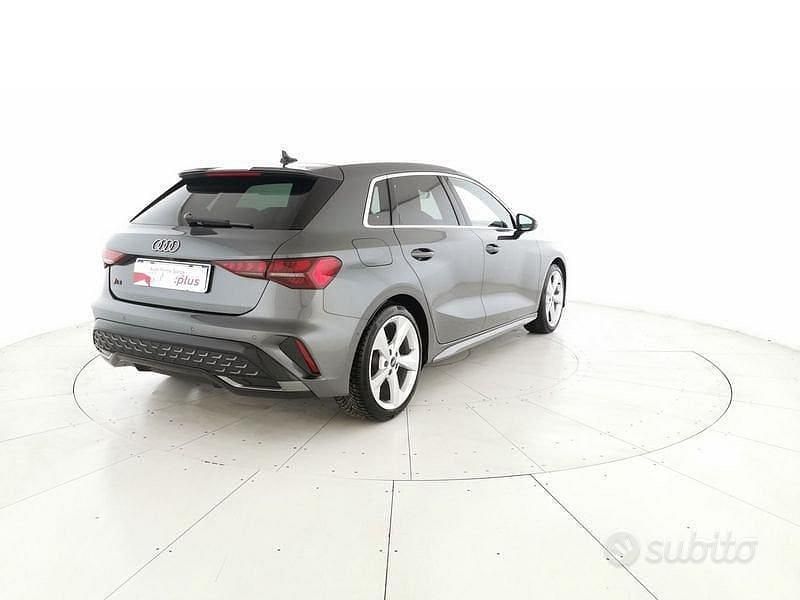 Usata Audi A3 S-Line 150 CV (110 kW) 2024 Grigio daytona perla Berlina