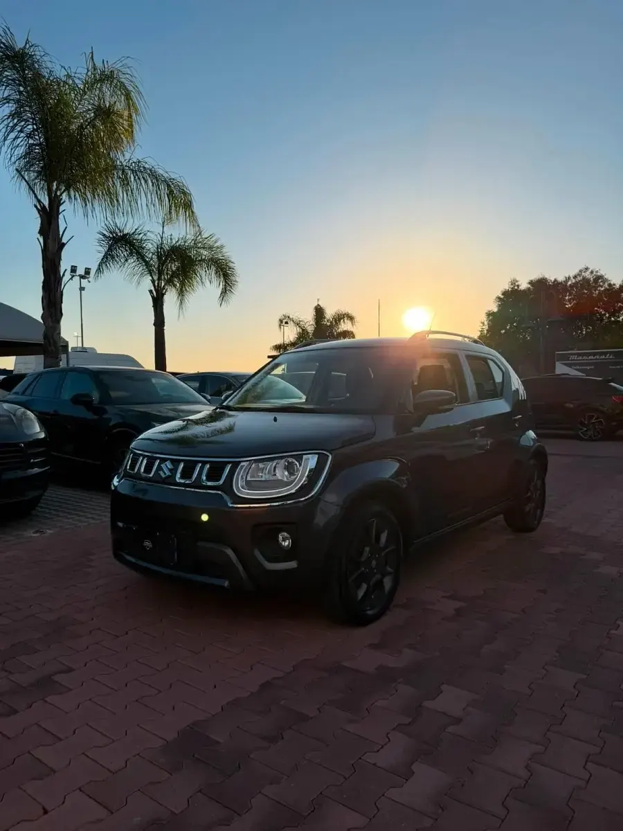 Usata Suzuki Ignis 82 CV (60 kW) 2021 Grigio SUV