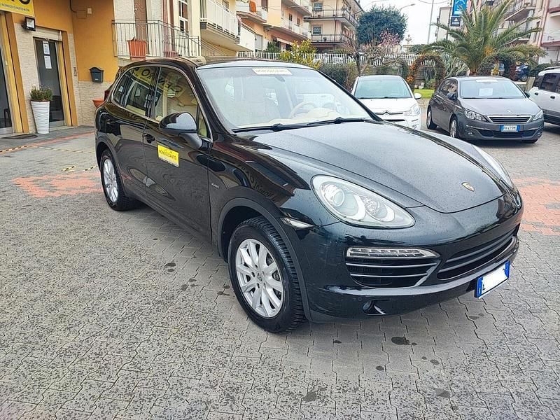Occasion Porsche Cayenne 245 ch (180 kW) 2011 Noir SUV