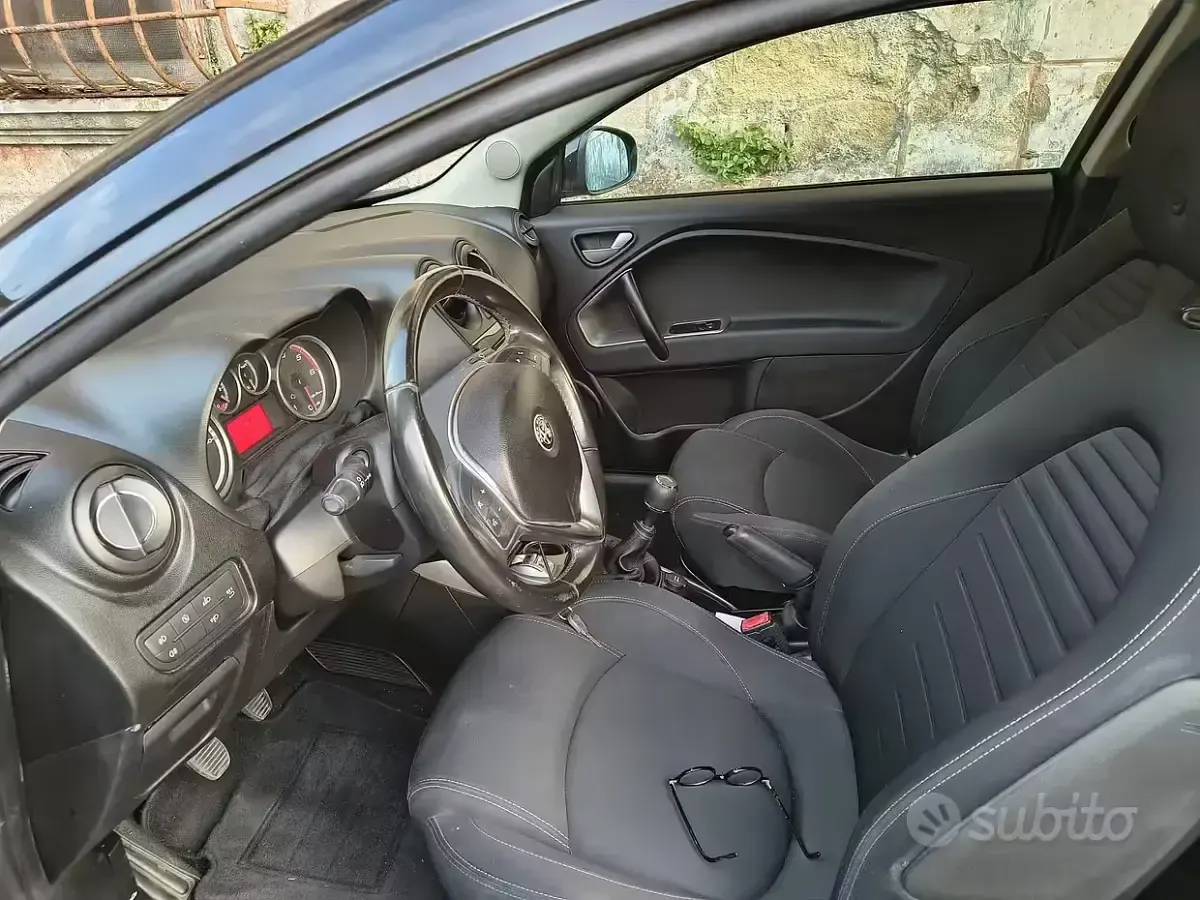 Usata Alfa Romeo MiTo 95 CV (69 kW) 2017 Nero Utilitaria