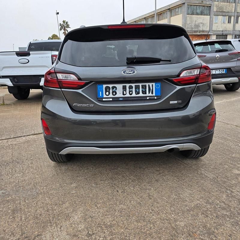 Usata Ford Fiesta Active 125 CV (91 kW) 2022 Grigio Utilitaria